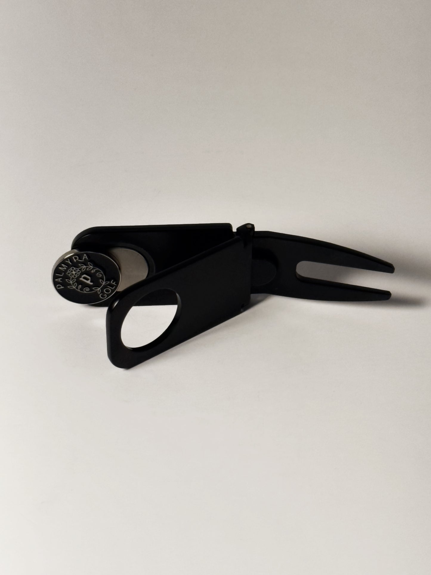 Palmyra Products – Cigar Stand Golf Divot Tool